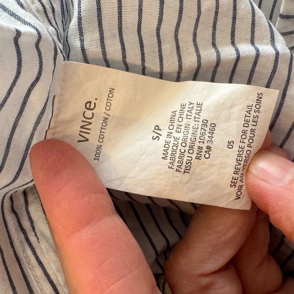 Vince Blue/White Pinstripe Classic V-Neck Cotton Pullover Blouse / Small - Picture 9 of 12